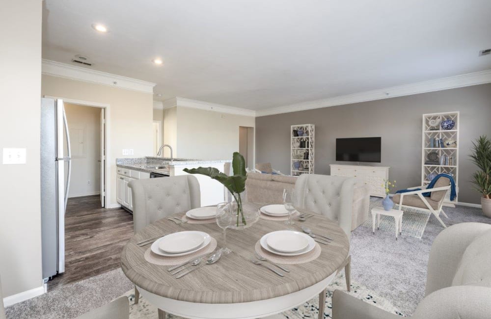 Staged dining area at Christopher Wren Apartments & Townhomes in Wexford, Pennsylvania