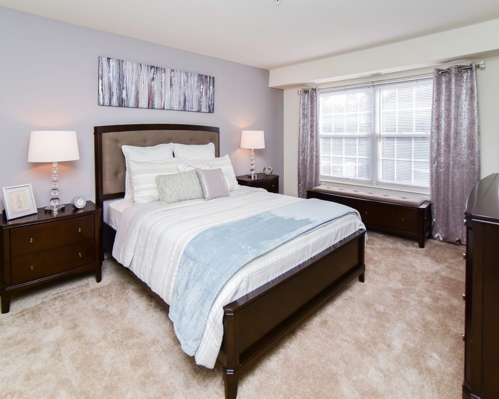 Abrams Run Apartment Homes offers a naturally well-lit bedroom in King of Prussia, PA