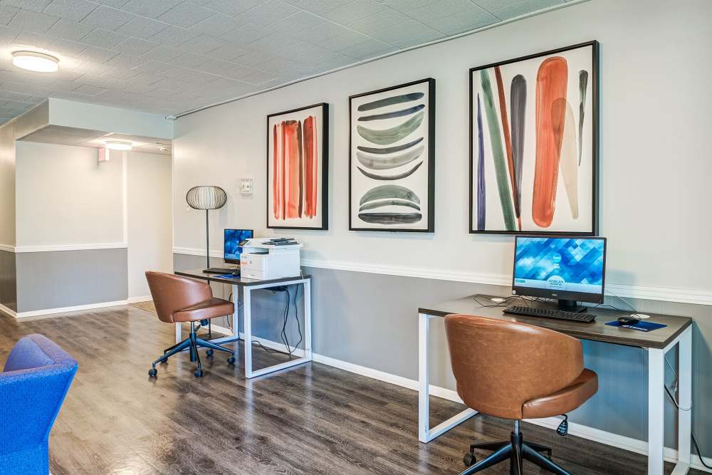 Desks for residents to use at The Avalon Apartment Homes in Avalon, Pennsylvania