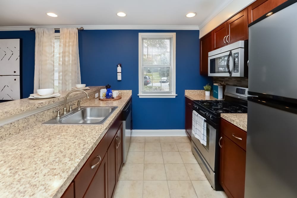 Kitchen with stainless appliances at The Villas at Bryn Mawr Apartment Homes