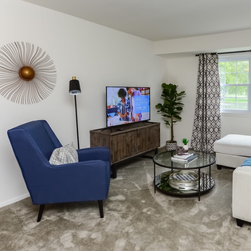 Model living room at Solon Club Apartments in Oakwood Village, Ohio
