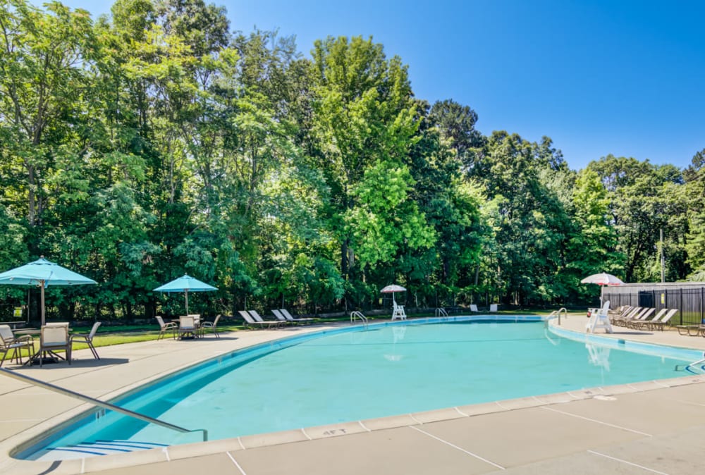 Sparkling swimming pool at Eatoncrest Apartment Homes in Eatontown, New Jersey