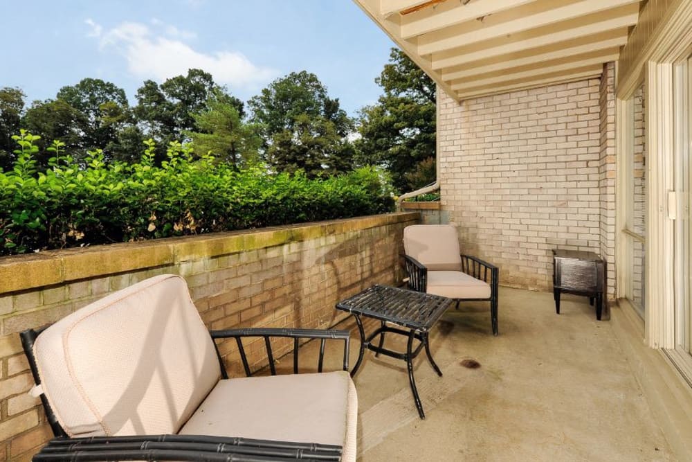 Comfy deck space at Parke Laurel Apartment Homes in Laurel, Maryland