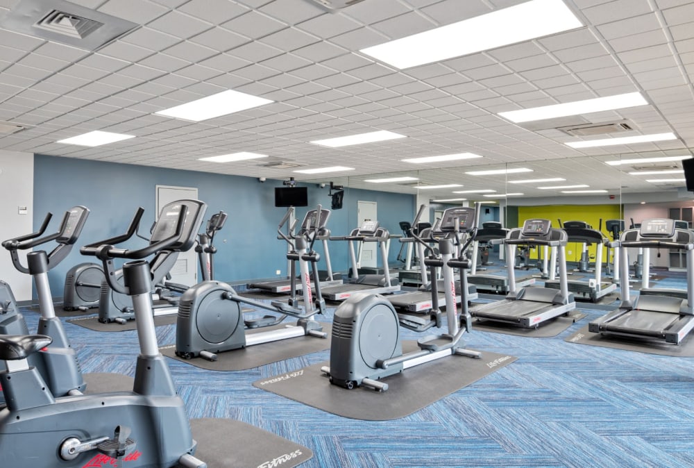 Fitness center at Mount Vernon Square Apartment Homes in Alexandria, Virginia