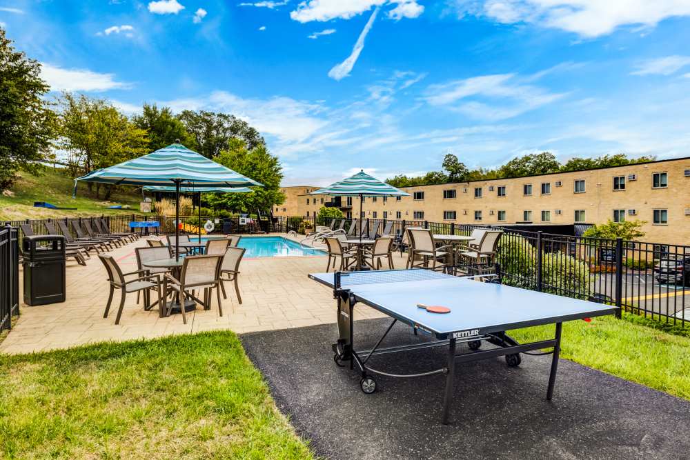Spacious living room at Park Place of South Park in South Park, Pennsylvania