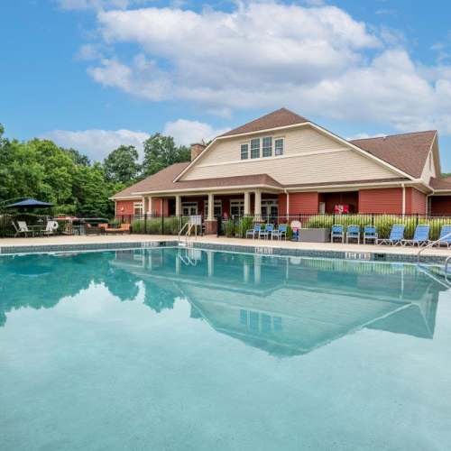 Relaxing swimming pool at at Reserve at Southpointe in Canonsburg, Pennsylvania