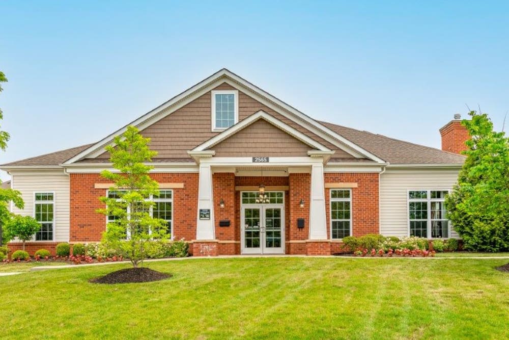 Exterior with Beautiful Landscaping at Torrente Apartment Homes in Upper St Clair, Pennsylvania